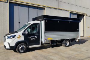 TELONI PER FURGONI PER TRASPORTO BEVANDE TELONI PER FURGONI PER TRASPORTO BEVANDE